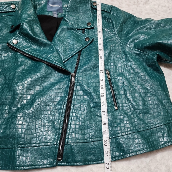 Modcloth Women's Crocodile Rock Faux Leather Moto Jacket Size 2X Green - Picture 10 of 14